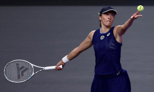 Сухим разгромом обернулся матч лучшей теннисистки мира перед стартом Рыбакиной на турнире в Риме. Видео