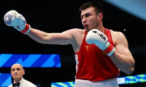 Баходир Джалолов показал трогательные фото с мамой после победы на ЧМ-2023 в Ташкенте