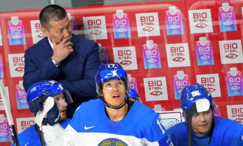 «Если игрок не вникает, то это бесполезно». Галым Мамбеталиев рассказал о провале в матче с Канадой