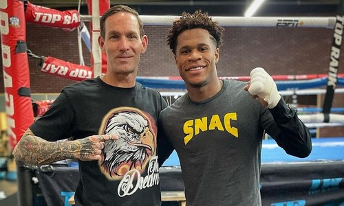 Специалист из команды Головкина помогает Хэйни в подготовке к бою с Ломаченко