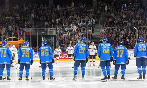 Назван лучший игрок сборной Казахстана в матче с Латвией на ЧМ-2023 по хоккею