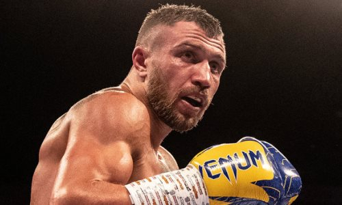 Ограбили? Спорным исходом закончился бой Хэйни — Ломаченко за звание «абсолюта». Видео