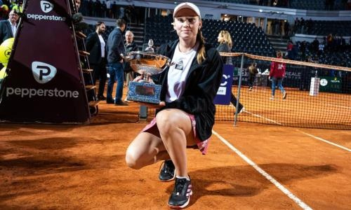 Елена Рыбакина выступила с обращением к фанатам и сопернице после триумфа в Риме