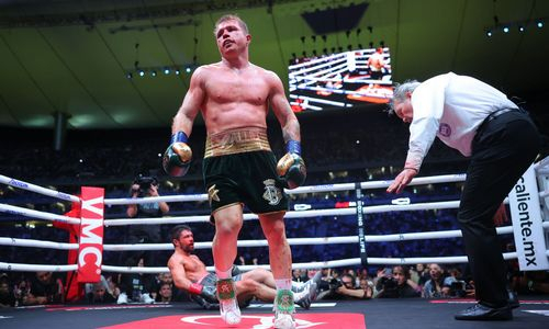 Бенавидес или Бивол? В команде «Канело» приняли решение