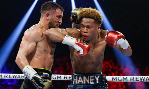 «Все думали, что с Ломаченко покончено». Мэйвезер высказался о скандальном бое