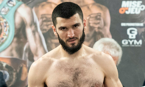 Отказавшемуся от флага России боксеру пригрозили потерей титулов