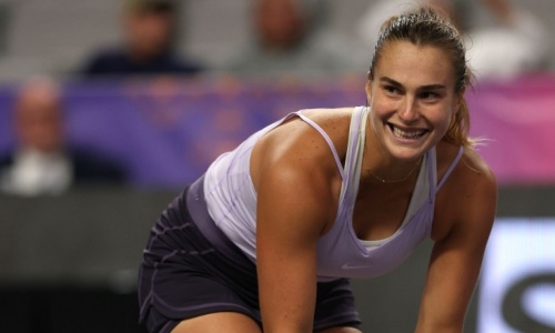 Принципиальная соперница Елены Рыбакиной показала фото с «легендой» на «Ролан Гаррос»