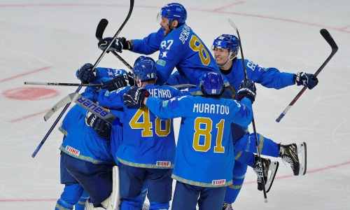 «Нельзя не отметить». Выбраны лучшие хоккеисты сборной Казахстана на ЧМ-2023