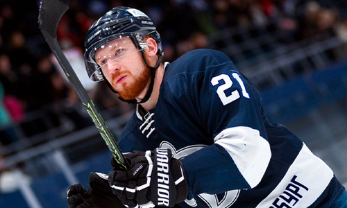 Узбекистанский клуб чемпионата РК подписал хоккеиста из ВХЛ