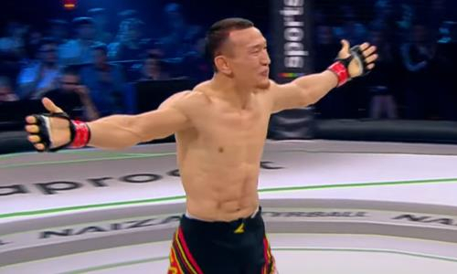 Непобежденный казахстанский боец нокаутировал соперника на турнире MMA. Видео