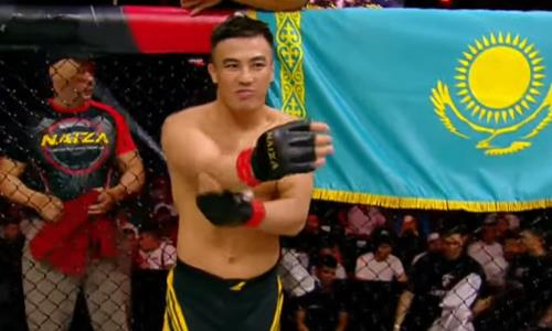 Эффектным финишем завершился титульный бой казахстанского чемпиона и российского файтера. Видео