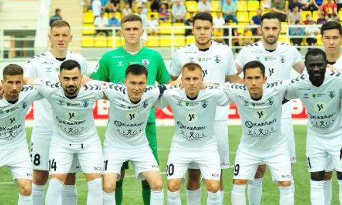 Фоторепортаж с матча Премьер-Лиги «Каспий» — «Шахтер» 1:1