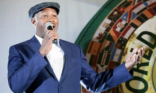 Легендарный Леннокс Льюис выбрал фаворита боя Спенс — Кроуфорд за «абсолют»