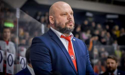 Бывший хоккеист сборной Казахстана назвал причину переезда в Россию