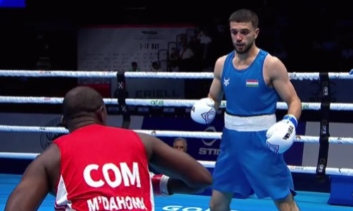 Тяжелым нокаутом закончился бой чемпионата мира по боксу в Ташкенте. Видео