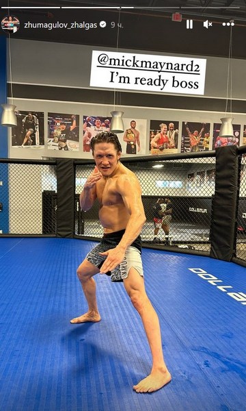 Жалгас Жумагулов показал мощное фото и обратился к UFC