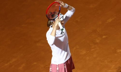 «Вы можете в это поверить?». WTA отреагировала на игру Рыбакиной против лучшей теннисистки мира. Видео