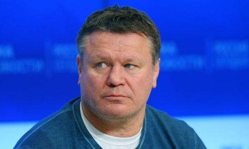 «Полное хамство». Олег Тактаров в прямом эфире прошелся по ведущему «Матч ТВ» и вынудил позвать охрану. Видео