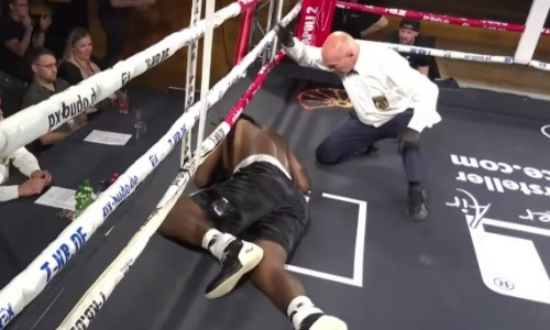 Видео молниеносного нокаута бывшего претендента на титул чемпиона мира из Казахстана