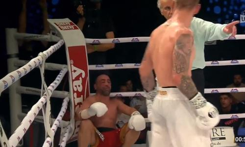 Тотальным избиением и нокаутом закончился бой за титул чемпиона WBC. Видео