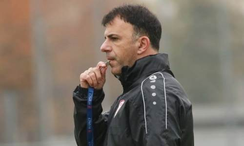 Самого успешного тренера в истории представили правителем Казахстана