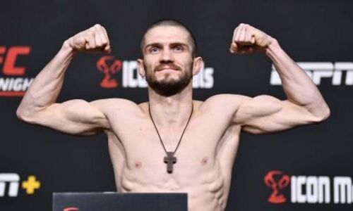 Нокаут за секунду до конца боя решил исход поединка UFC украинского файтера