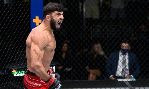 «Один из лучших бойцов в нашем дивизионе!». Топовый файтер UFC вспомнил поединок против казаха