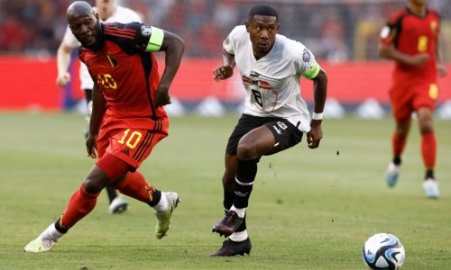 Неожиданным исходом закончился матч одной из лучших футбольных сборных в мире. Видео