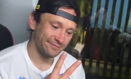 «Вот они — герои». Появилось видео из автобуса сборной Казахстана после победы над Северной Ирландией