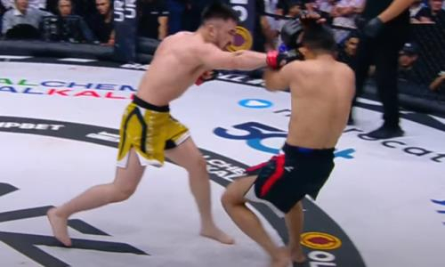 Видео полного боя двух непобежденных трехкратных чемпионов мира из Казахстана с рубкой за титул