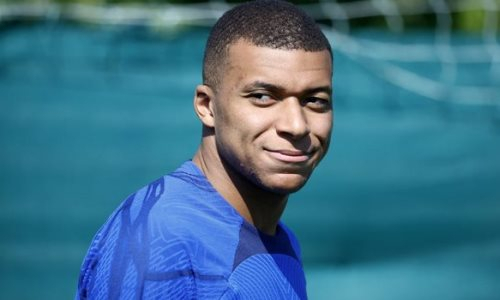 Озвучена сумма бонуса Килиану Мбаппе за переход в «Реал» в 2024 году