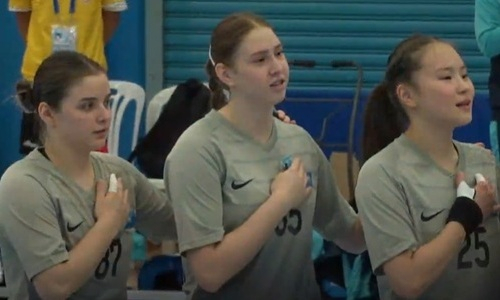 Казахстанские гандболистки восхитили исполнением гимна на юношеском чемпионате Азии. Видео