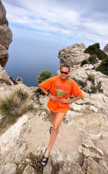 Принципиальная соперница Елены Рыбакиной показала фото с бойфрендом на отдыхе