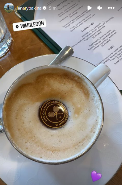 Елена Рыбакина прибыла в Лондон для участия в Уимблдоне. Фото