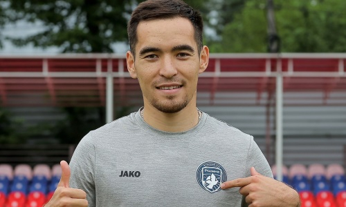 Казахский футболист покинул «Арсенал» и официально нашел новый клуб