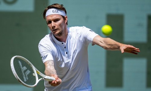 Видеообзор эпичного матча лучшего теннисиста Казахстана против второй ракетки России на Уимблдоне-2023