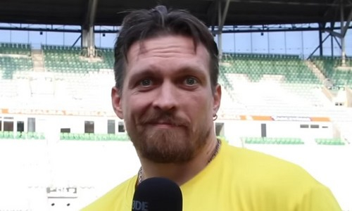 «Я красивый». Александр Усик ошарашил британского журналиста. Видео