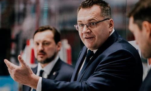 Экс-наставник «Барыса» и сборной Казахстана отреагировал на изменение правил драк в КХЛ 