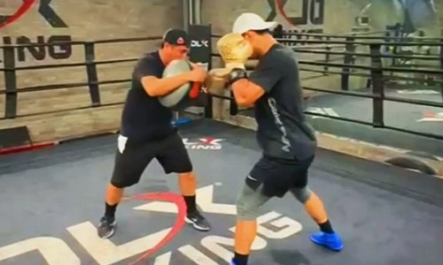 Казахстанские боксеры из зала «Канело» продолжают тренировки в США. Видео