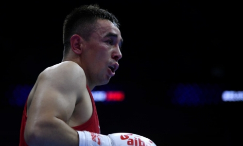 Деклассом с нокдауном обернулся бой олимпийского чемпиона из Узбекистана. Видео