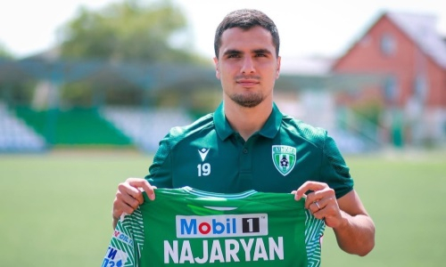 Казахстанский футболист с опытом игры в Европе подписал контракт с клубом КПЛ