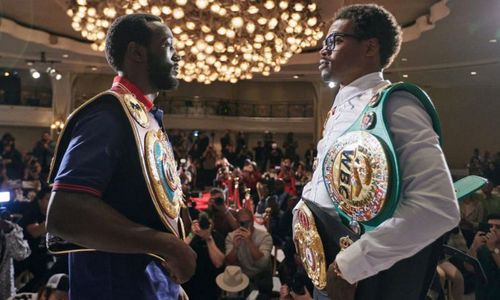 «Нокаутирует». Де ла Хойя спрогнозировал исход мегафайта Кроуфорд — Спенс