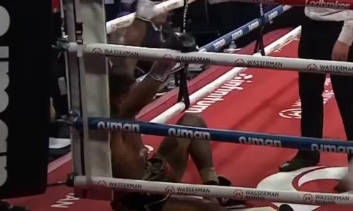 Юбэнк выиграл нокаутом на вечере бокса с участием чемпиона WBO из Казахстана. Видео