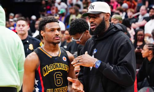 У сына Леброна Джеймса остановилось сердце во время тренировки