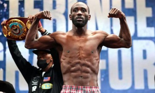 Спенс и Кроуфорд прошли взвешивание перед боем за «абсолют»