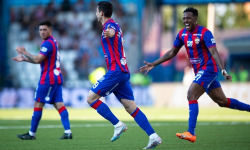 СМИ назвало главное условие трансфера Зайнутдинова в «Бешикташ»