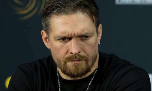 Александр Усик сделал заявление о завершении карьеры