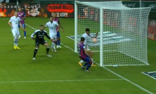 Футболиста сборной Казахстана удалили в матче РПЛ