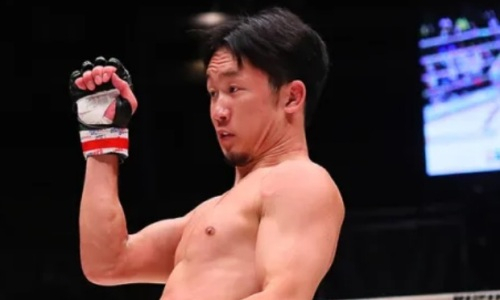 «Двойник Шавката Рахмонова» в первом раунде проиграл бой за титул