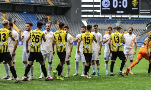 Фоторепортаж с матча Премьер-Лиги «Окжетпес» — «Кайрат» 0:1